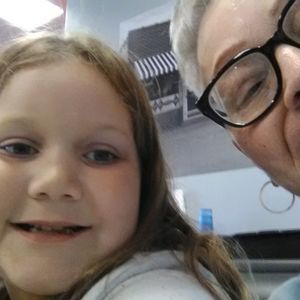 Meet your Posher, Kelley